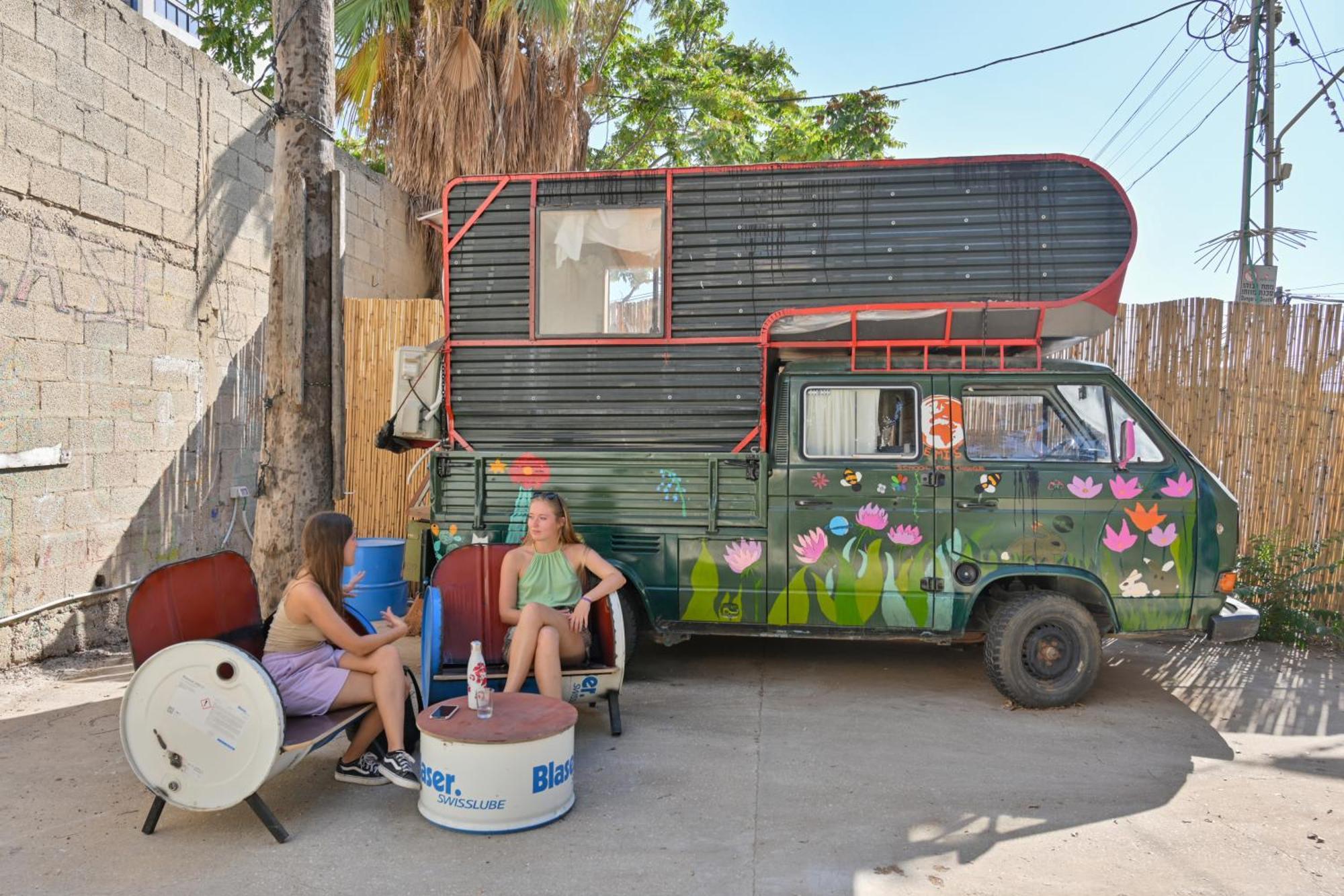 Caravan Hostel Tel Aviv By Roger Age 18-45 Екстер'єр фото