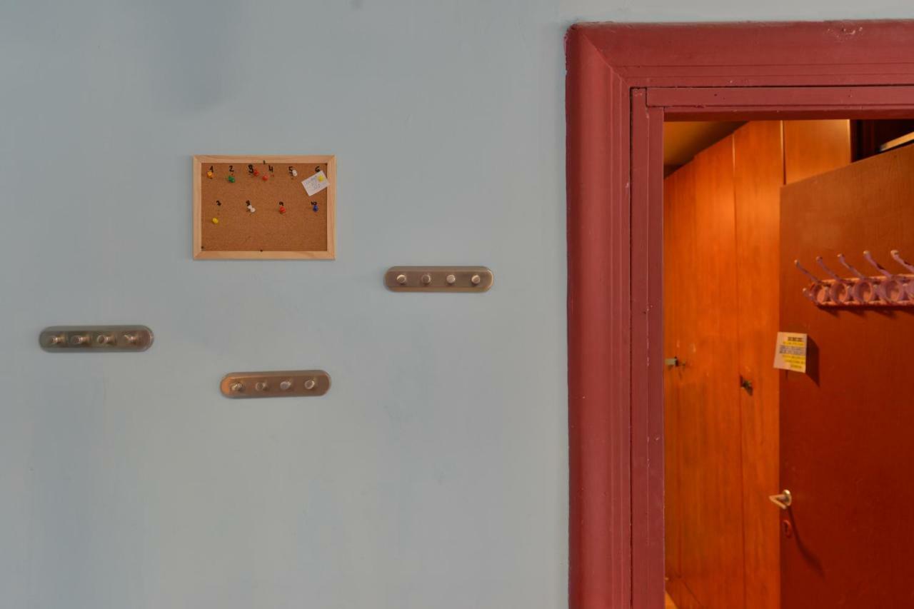 Caravan Hostel Tel Aviv By Roger Age 18-45 Екстер'єр фото