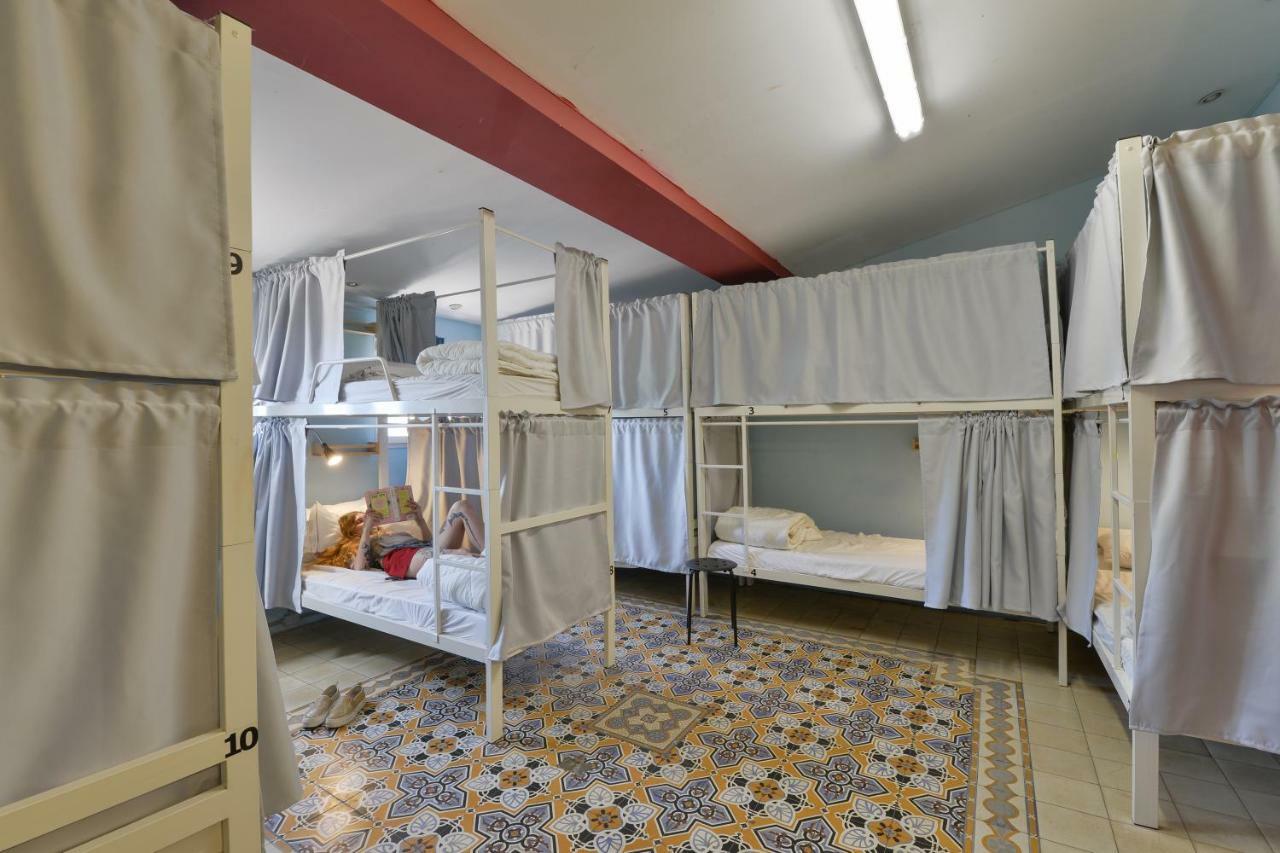 Caravan Hostel Tel Aviv By Roger Age 18-45 Екстер'єр фото